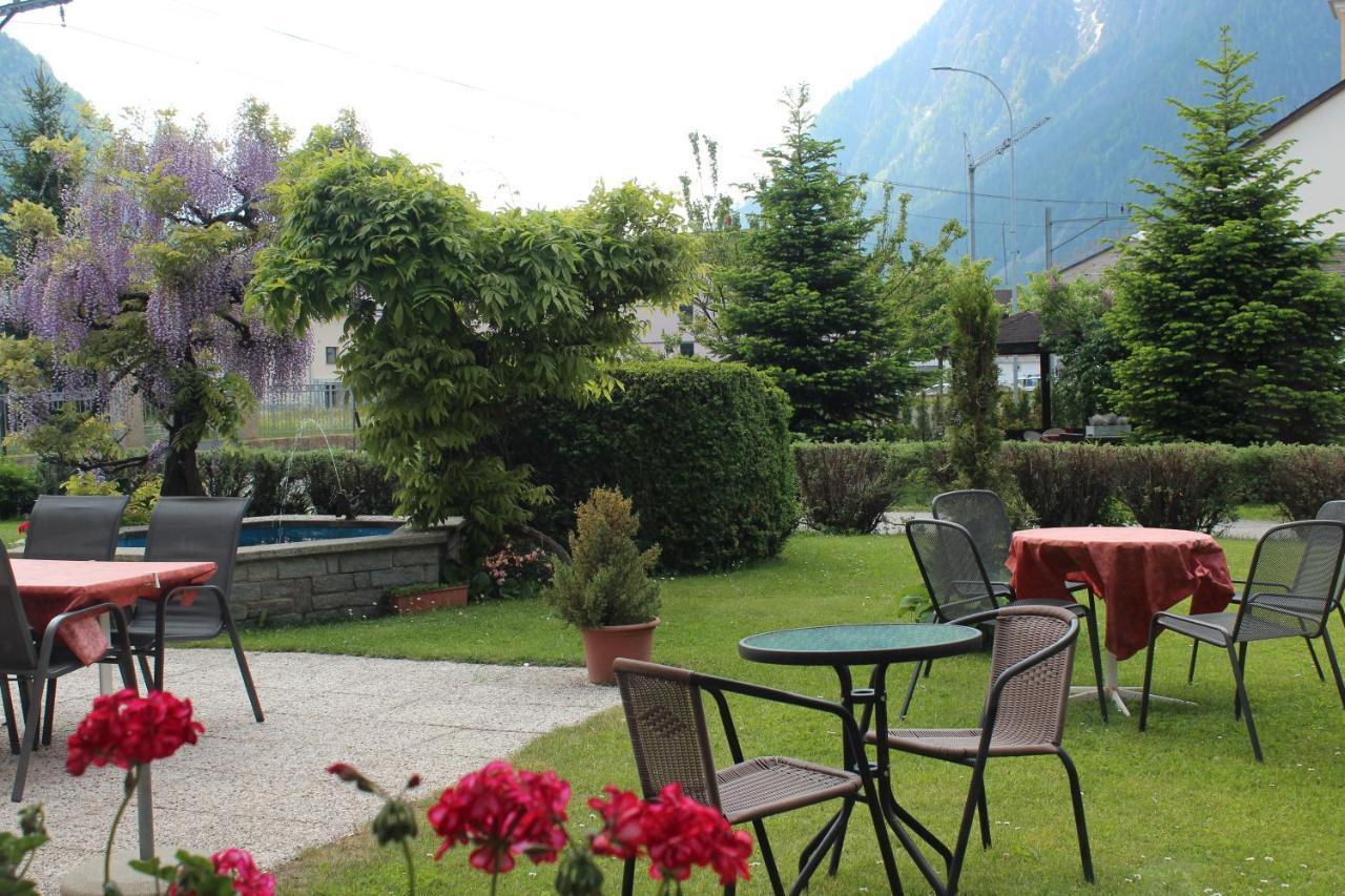 Hotel Posta Poschiavo Exterior photo