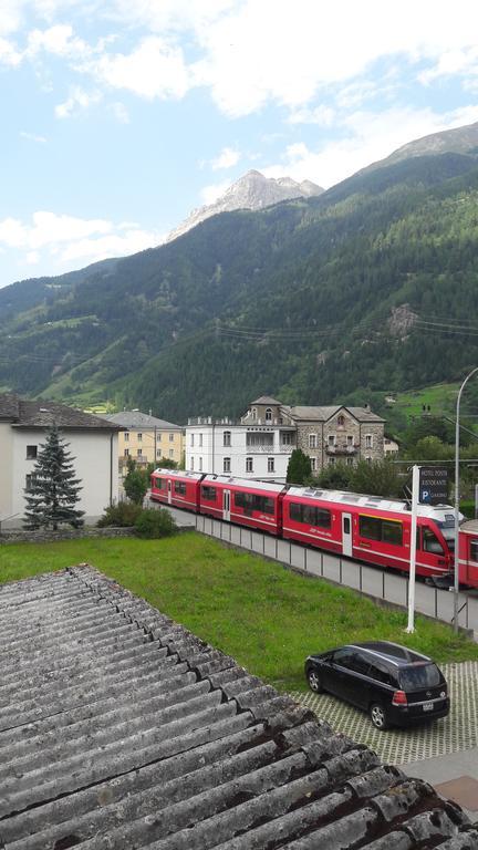Hotel Posta Poschiavo Exterior photo